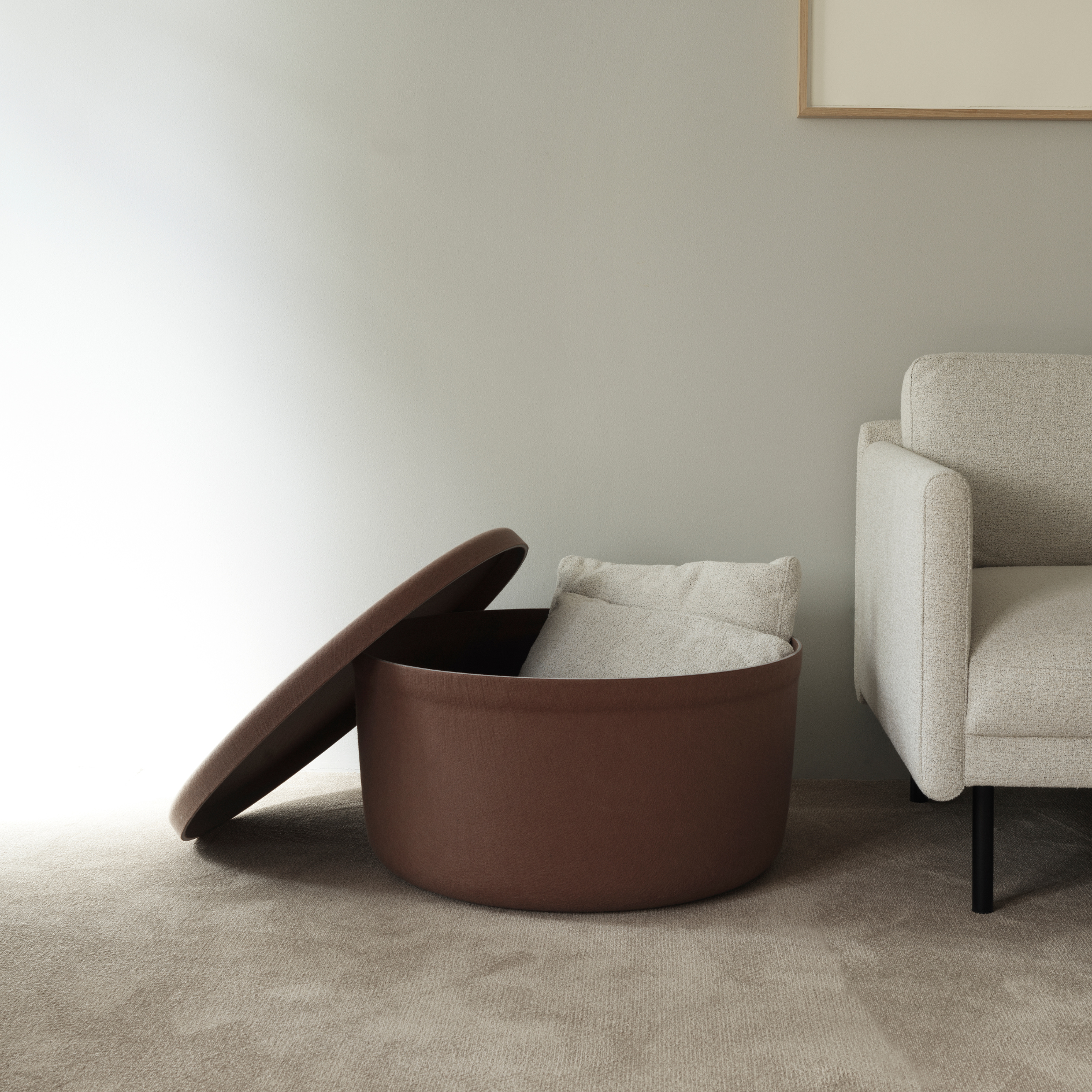 Hide Storage Pouf